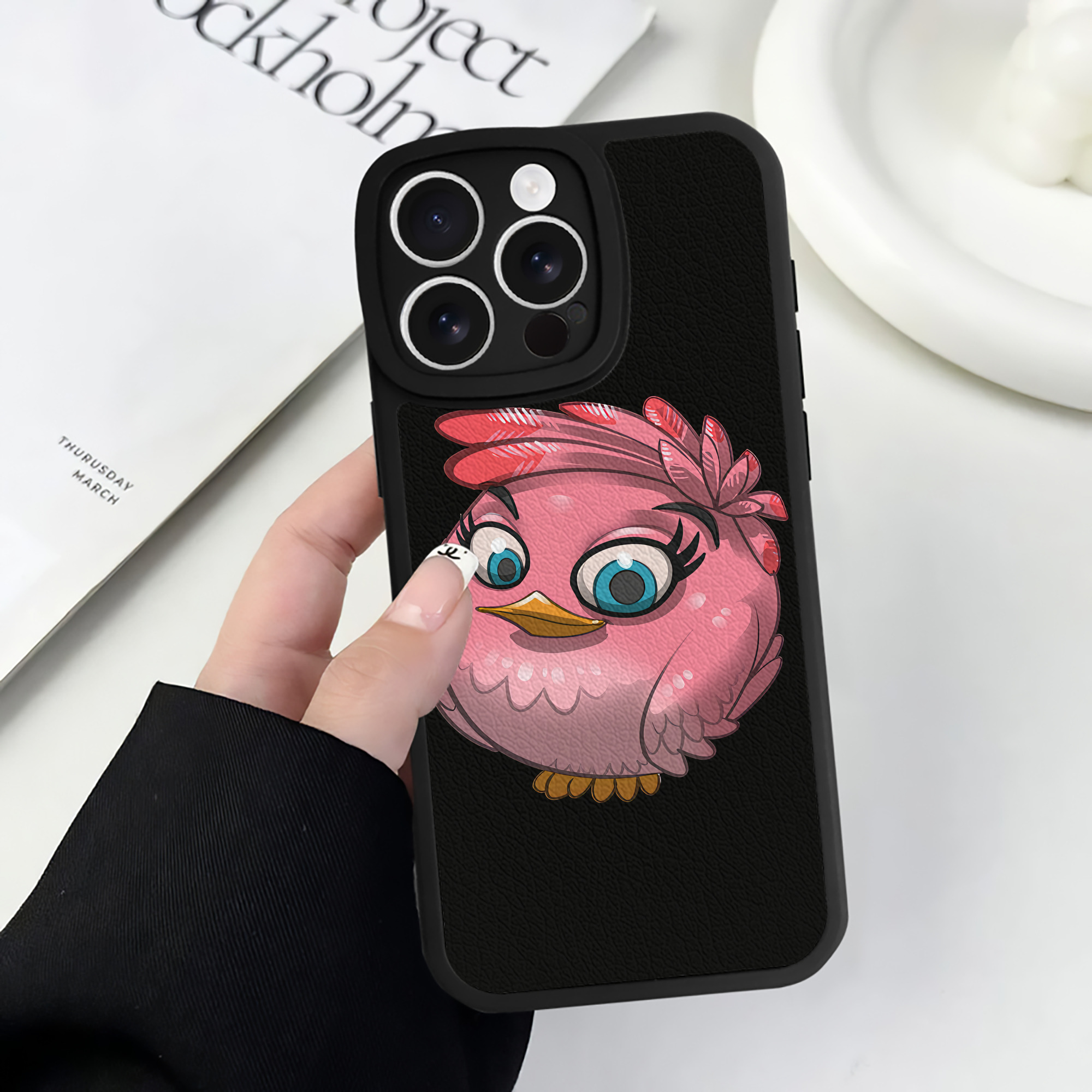 （画像用） Angry Birds アングリーバード 【iPhone 16シリーズ対応】シリコンスマホケース（レザー調） 材質：シリコン